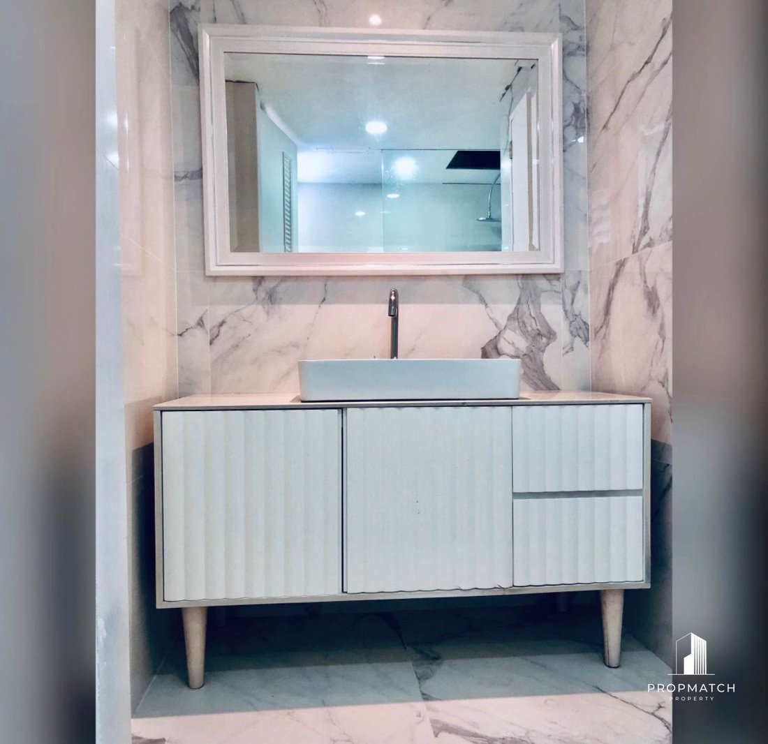 Condo in Bangkok, Bangkok, Thailand 1 - 18686893