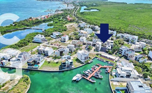 Land in Cancún, Quintana Roo, Mexico 1