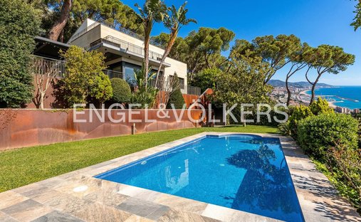 House in Premia de Dalt, Catalonia, Spain 1