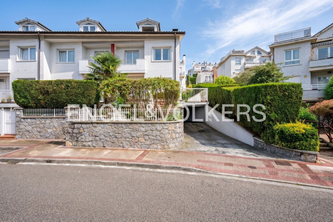 House in Mendebaldea, Donostia-San Sebastian, Spain 1 - 18630101