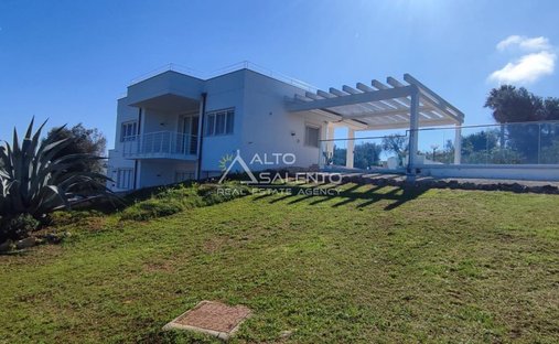 Villa en Carovigno, Apulia, Italia 1