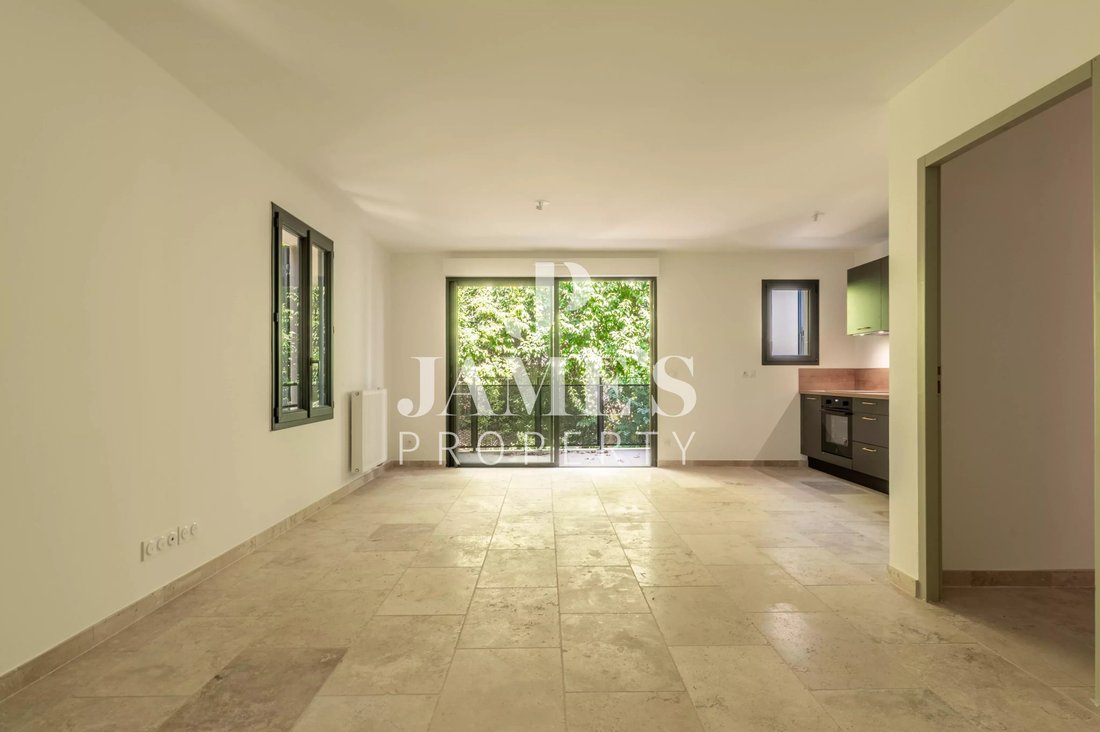 Apartamento en Saint-Remy-de-Provence, Provenza-Alpes-Costa Azul, Francia 2 - 18644396
