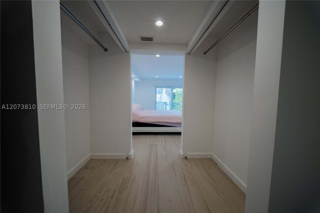 Condo in Miami Beach, Florida, United States 4 - 18689885