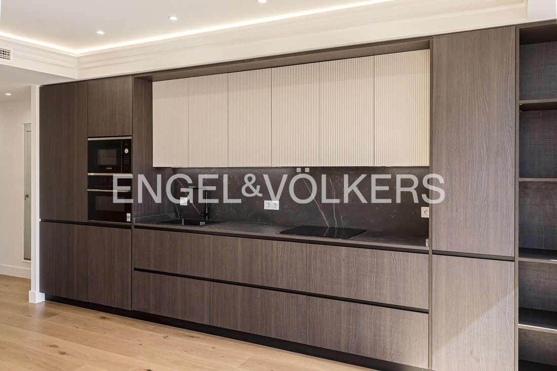 Wohnung in Retiro, Madrid, Spanien 5 - 18314332