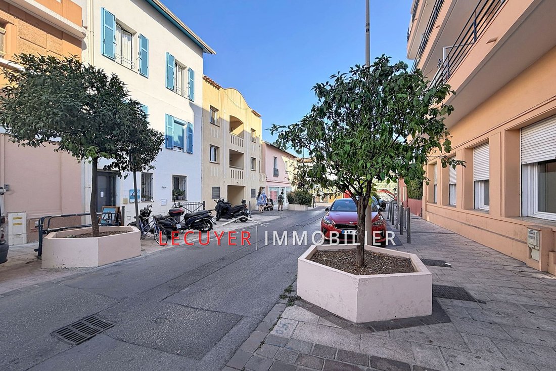 Apartment in Gabelle-Courcettes-Les Clos, Vallauris, France 1 - 18688240