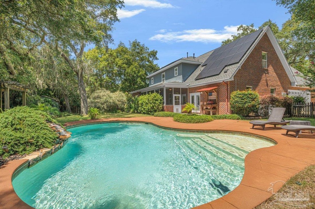 House in Gulf Breeze, Florida, United States 4 - 18686920