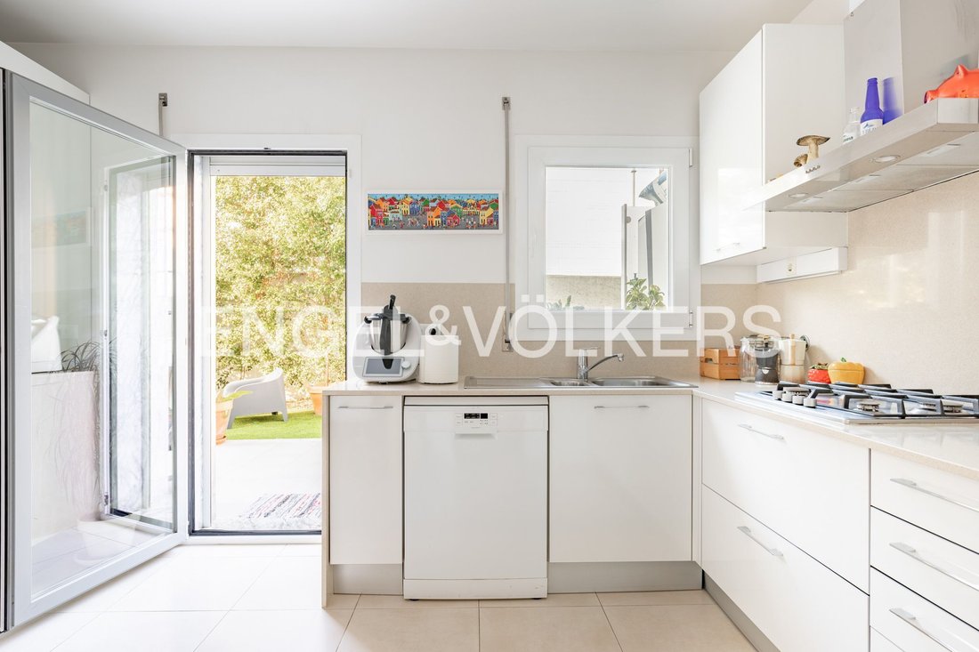 Apartment in Sao Vicente, Lisbon, Portugal 2 - 17425758