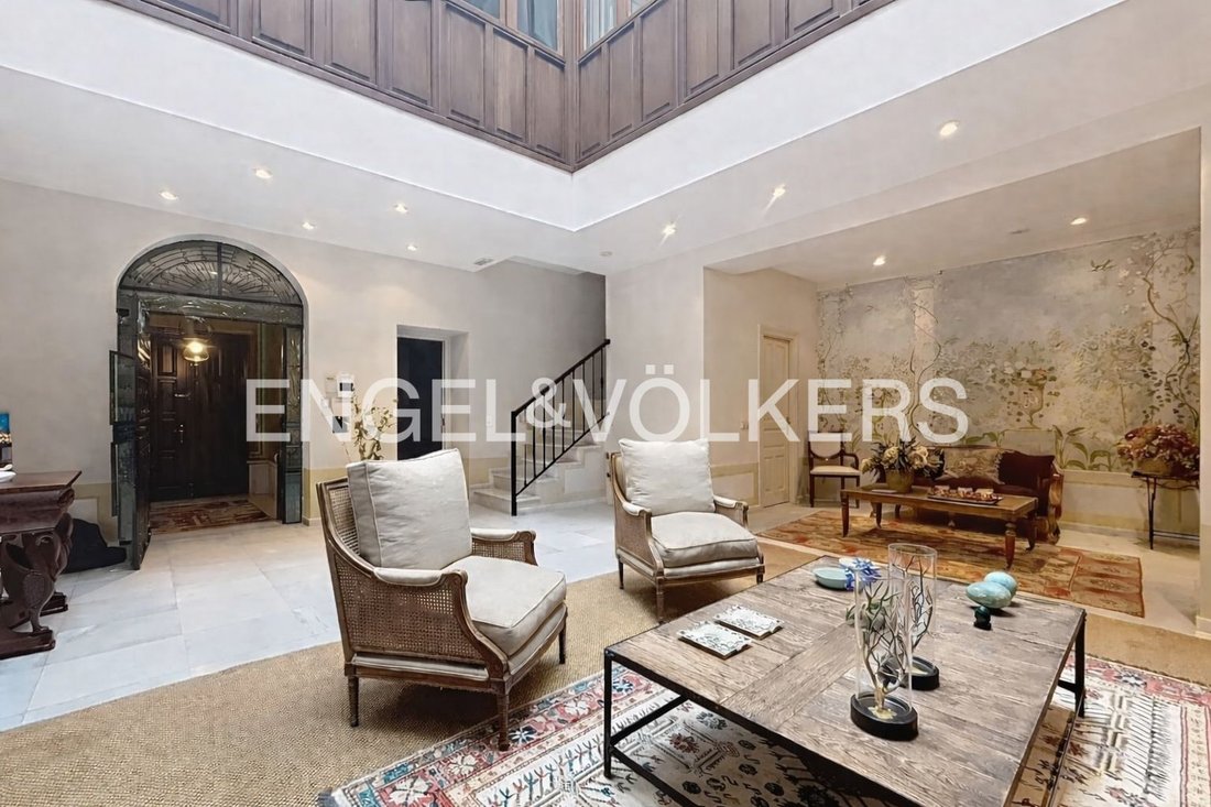House in Casco Antiguo, Seville, Spain 2 - 17723364