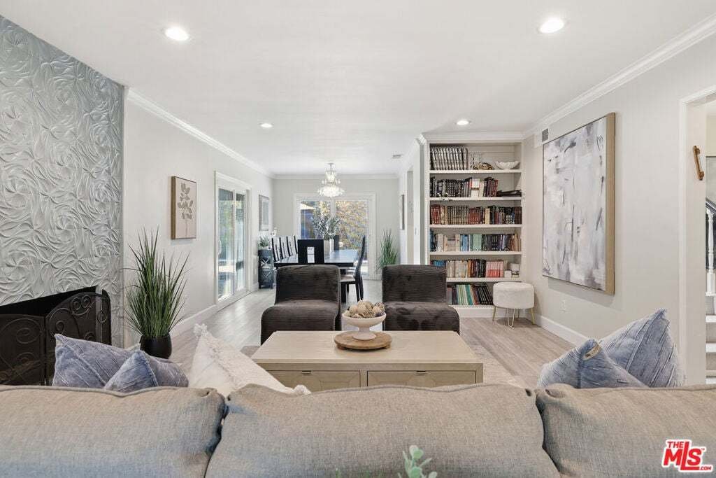 House in Los Angeles, California, United States 5 - 18689776