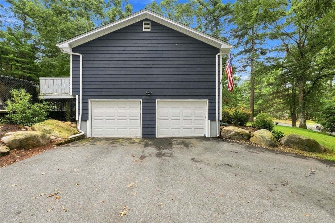 House in Coventry, Rhode Island, United States 4 - 18686987