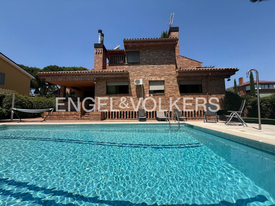 Casa a Las Rozas de Madrid, Madrid, Spagna 1 - 17377288