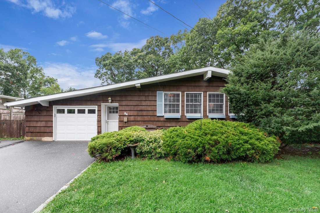 House in Lake Ronkonkoma, New York, United States 2 - 18691122