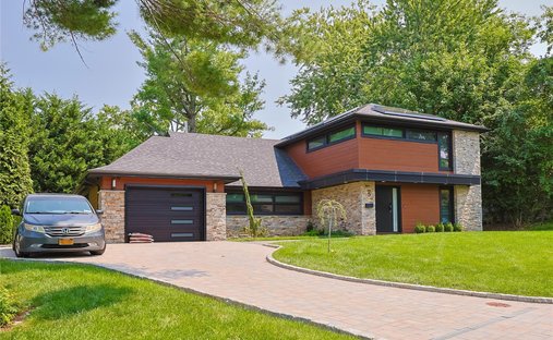 House in Great Neck, New York, United States 1