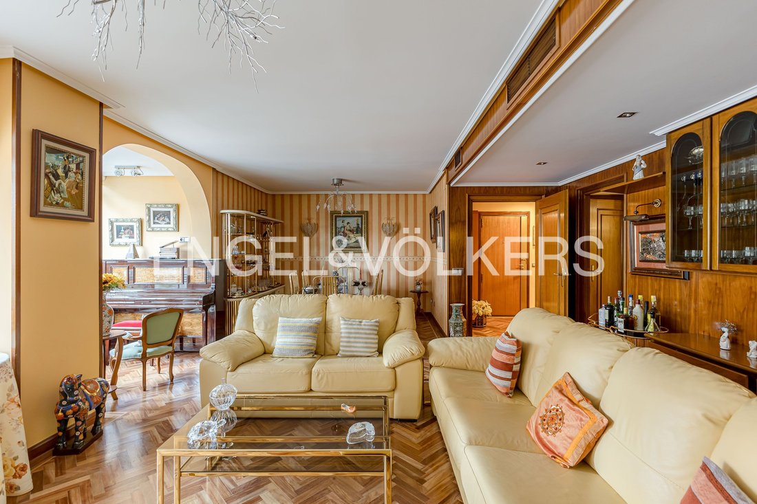 Apartment in Fuencarral-El Pardo, Madrid, Spain 5 - 17095159