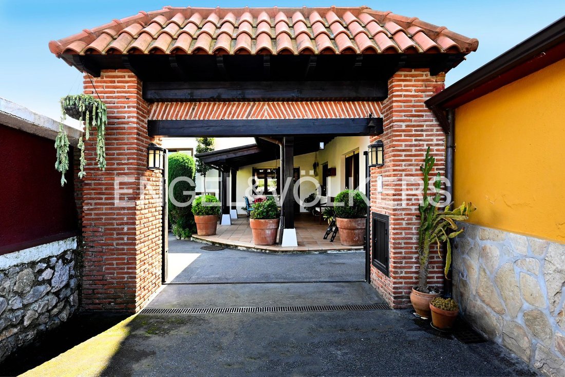 House in Santa Cruz de Bezana, Cantabria, Spain 2 - 17866811