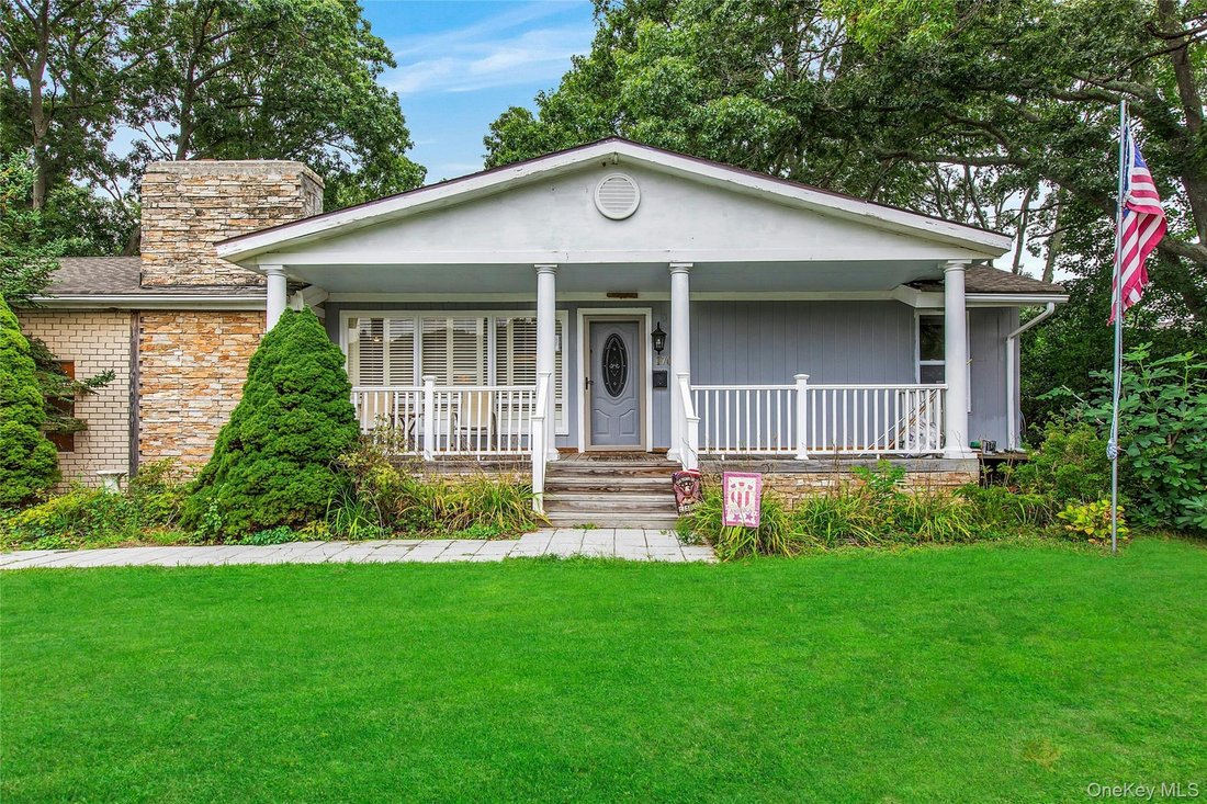Casa a Blue Point, New York, Stati Uniti 2 - 18690994