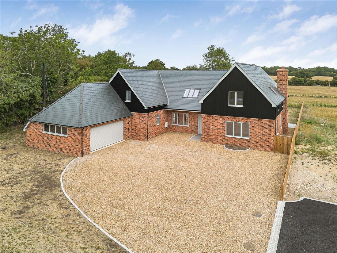 House in Hertfordshire, England 1 - 18687098
