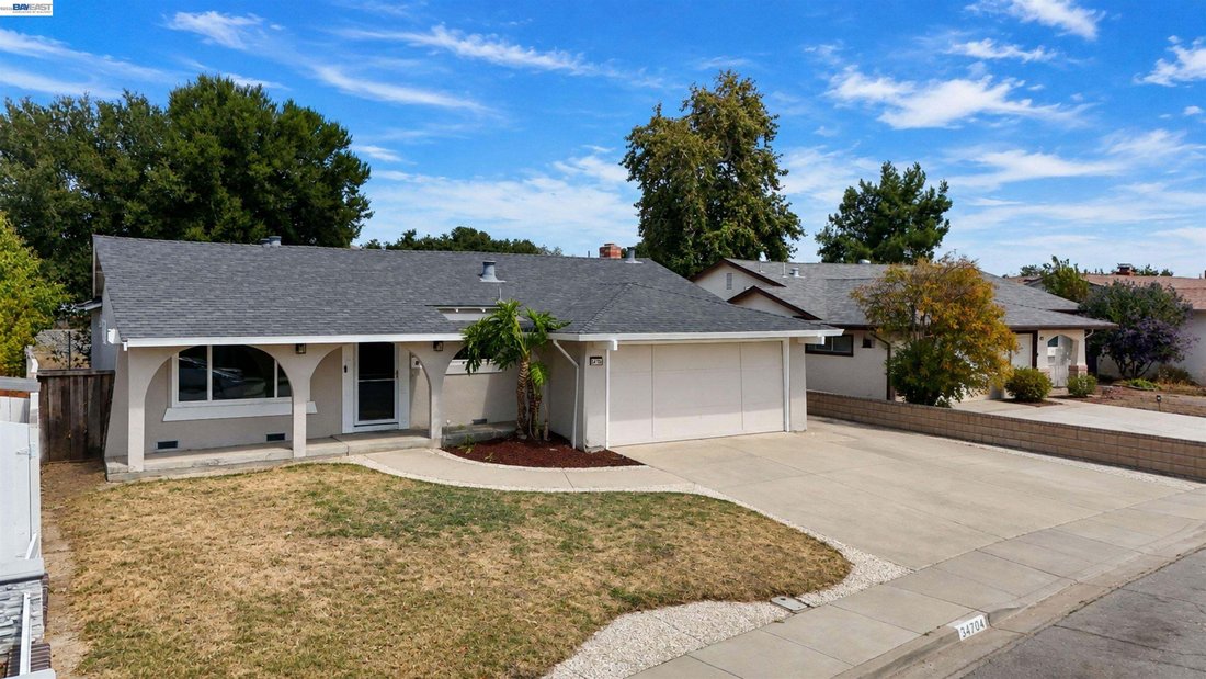 House in Newark, California, United States 1 - 18689743