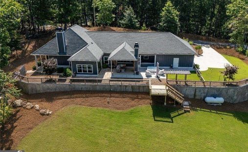 House in Waleska, Georgia, United States 1