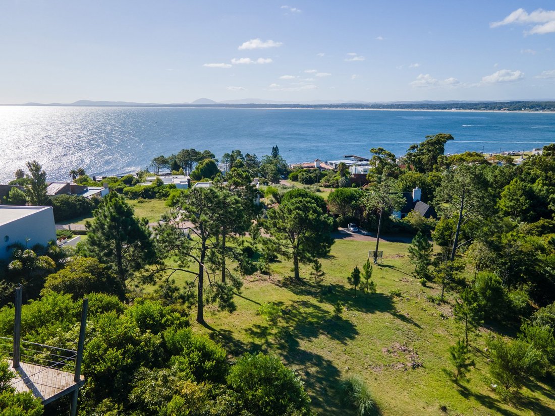 Land in Punta Ballena, Maldonado Department, Uruguay 1 - 18686408