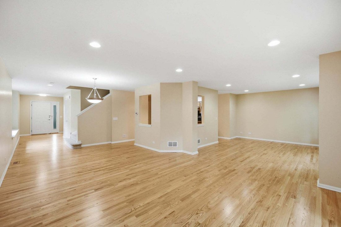 Townhouse in Buffalo Grove, Illinois, United States 4 - 18678884