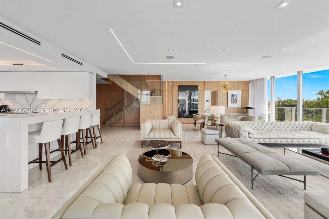 Condo in Miami Beach, Florida, United States 1 - 18687276