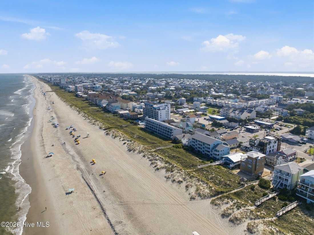 Condo in Carolina Beach, North Carolina, United States 2 - 18687641