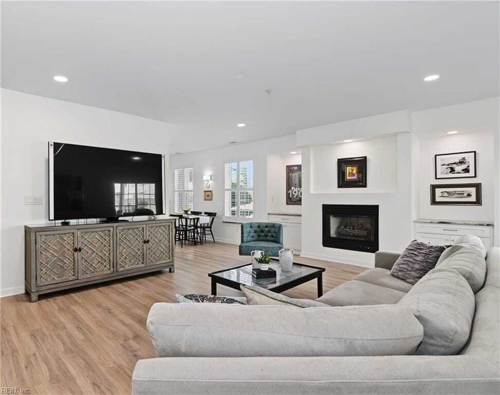Condo in Virginia Beach, Virginia, United States 4 - 18687483