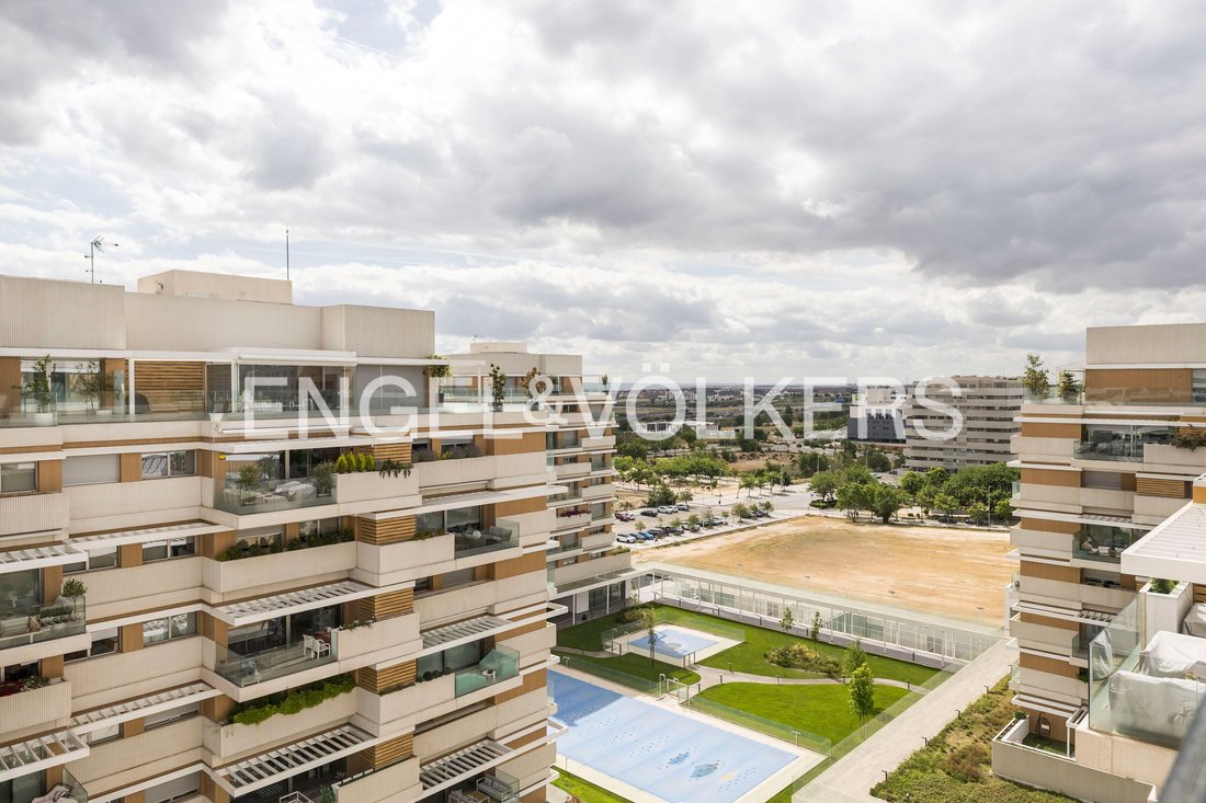 Penthouse in Hortaleza, Madrid, Spain 4 - 17839753