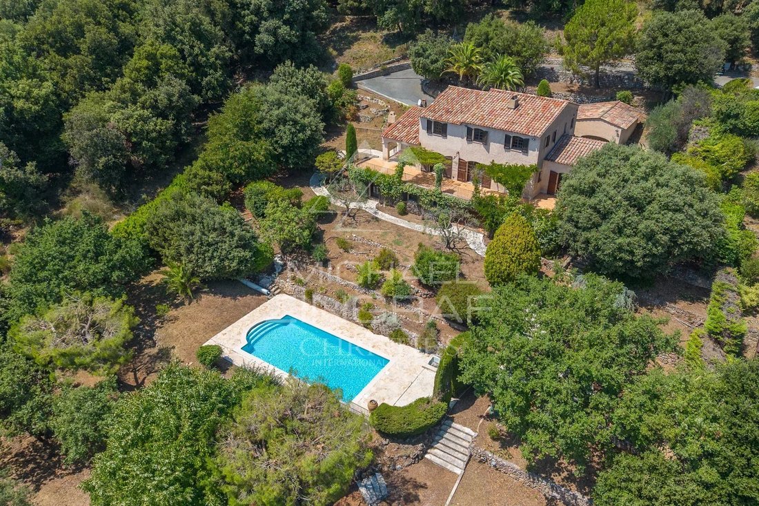 Villa in Le Tignet, Provence-Alpes-Côte d'Azur, France 1 - 18688370