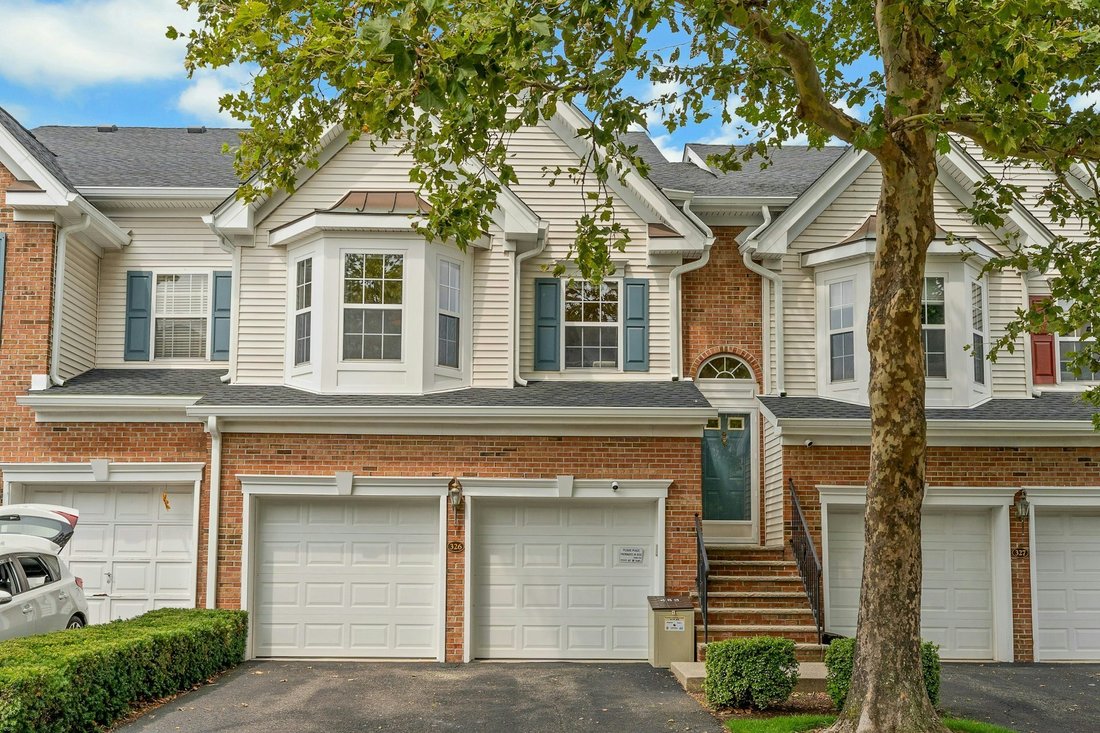 Townhouse in Nutley, New Jersey, United States 1 - 18680451