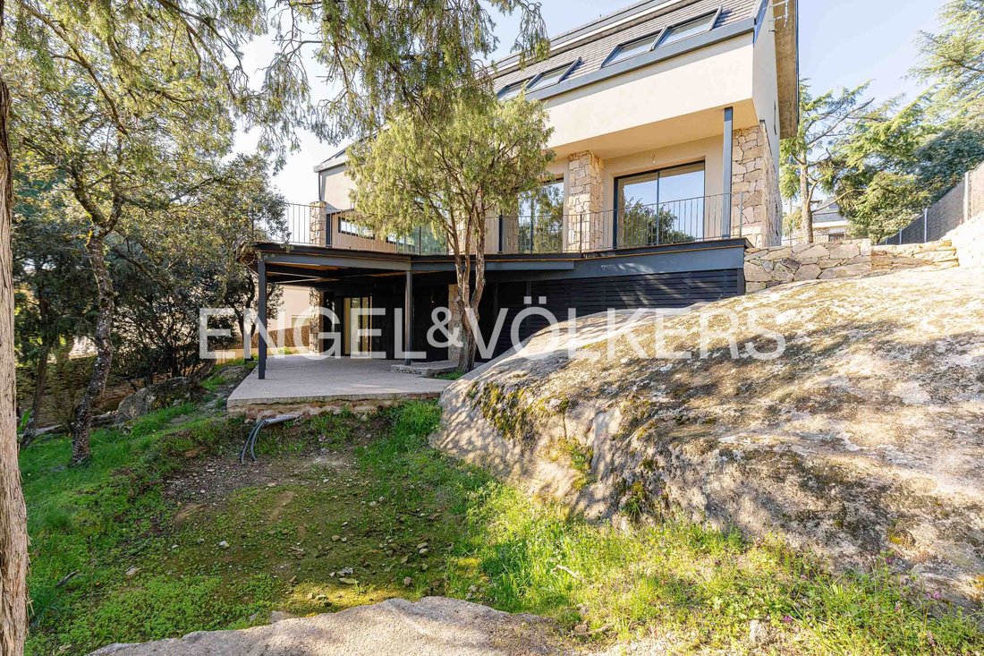 House in La Navata, Galapagar, Comunidad de Madrid 3 - 17488042