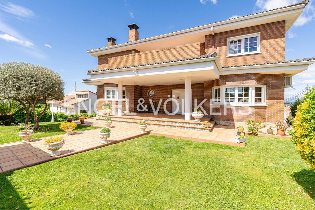 Villa in Mostoles, Comunidad de Madrid, Spain 1 - 17633583