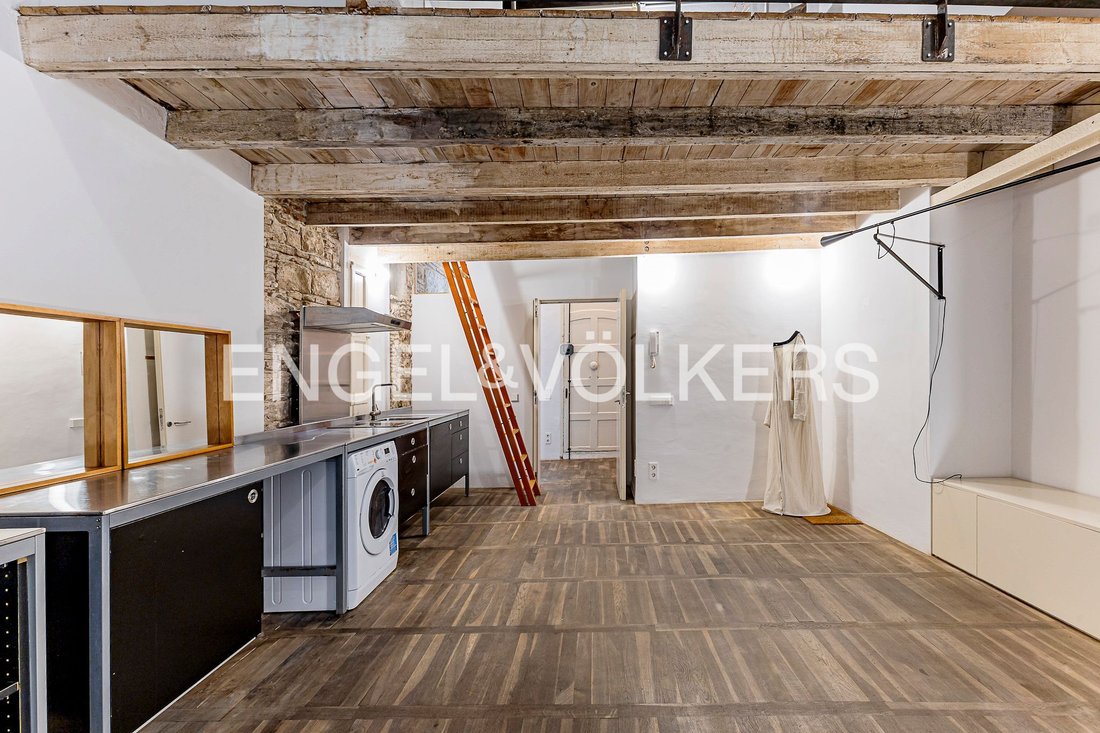 Apartment in Ciutat Vella, Barcelona, Spain 5 - 18058955