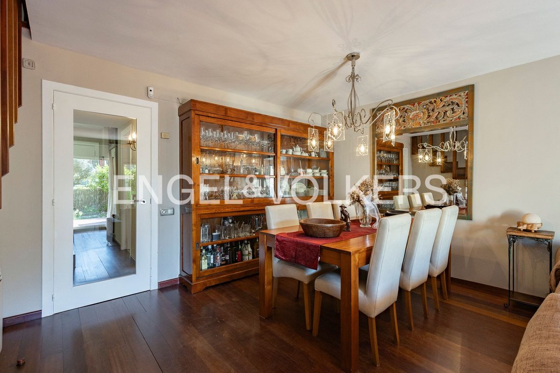 House in Sant Feliu de Llobregat, Catalonia, Spain 4 - 17708591