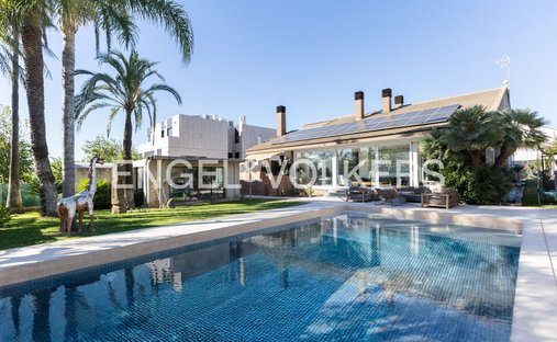 House in Campo Olivar, Godella, Valencian Community 1
