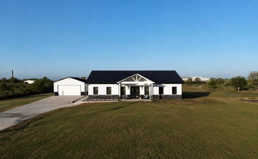 House in Sealy, Texas, United States 1