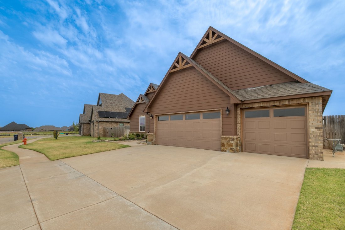 House in Oklahoma City, Oklahoma, United States 3 - 18688049