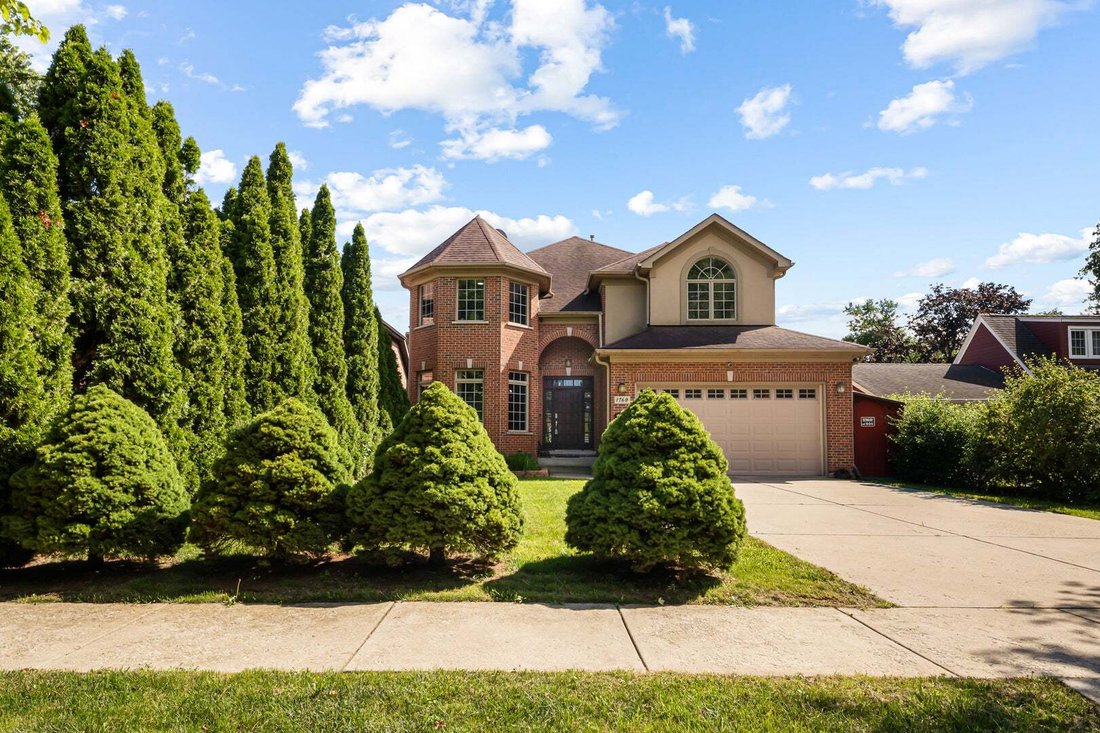 House in Des Plaines, Illinois, United States 1 - 18687766