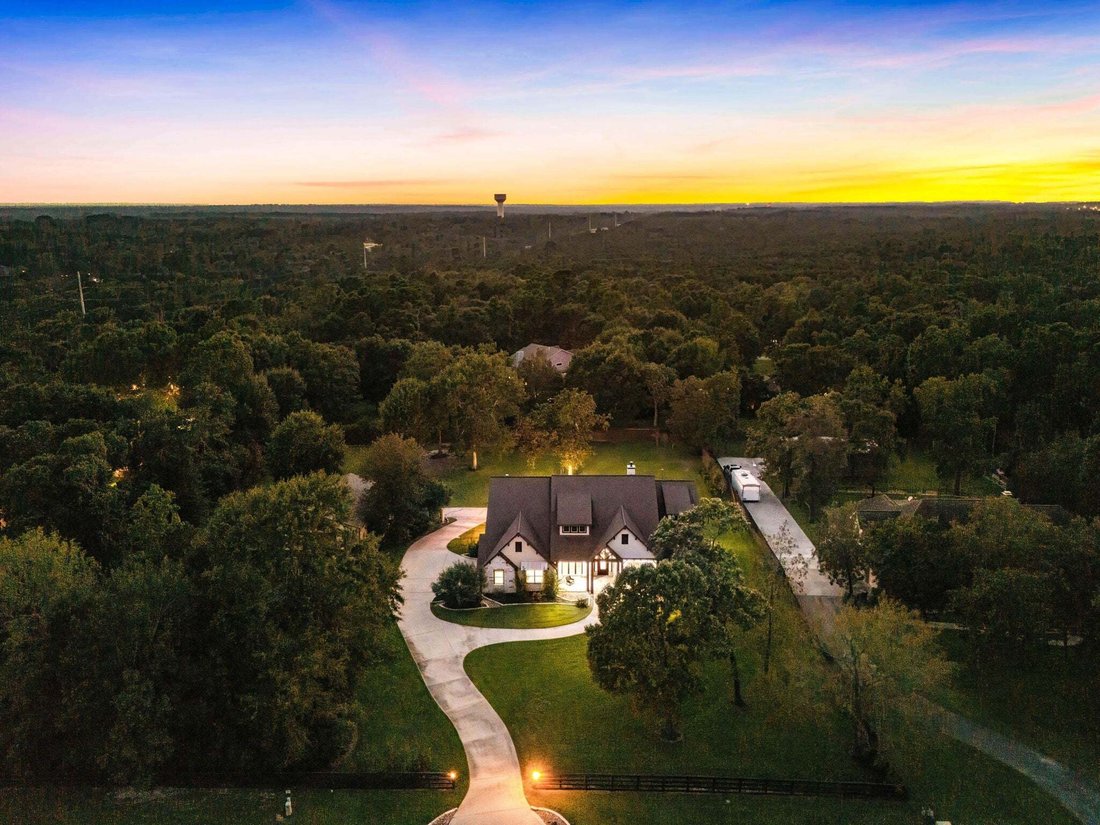 House in Montgomery, Texas, United States 2 - 18686473