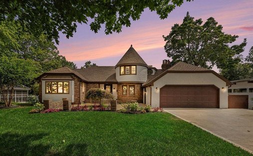 House in East Grand Rapids, Michigan, United States 1