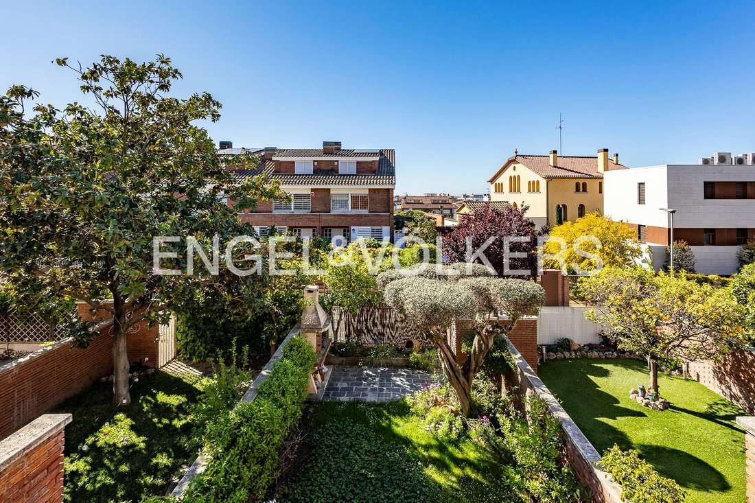 House in Sant Feliu de Llobregat, Catalonia, Spain 2 - 17708591