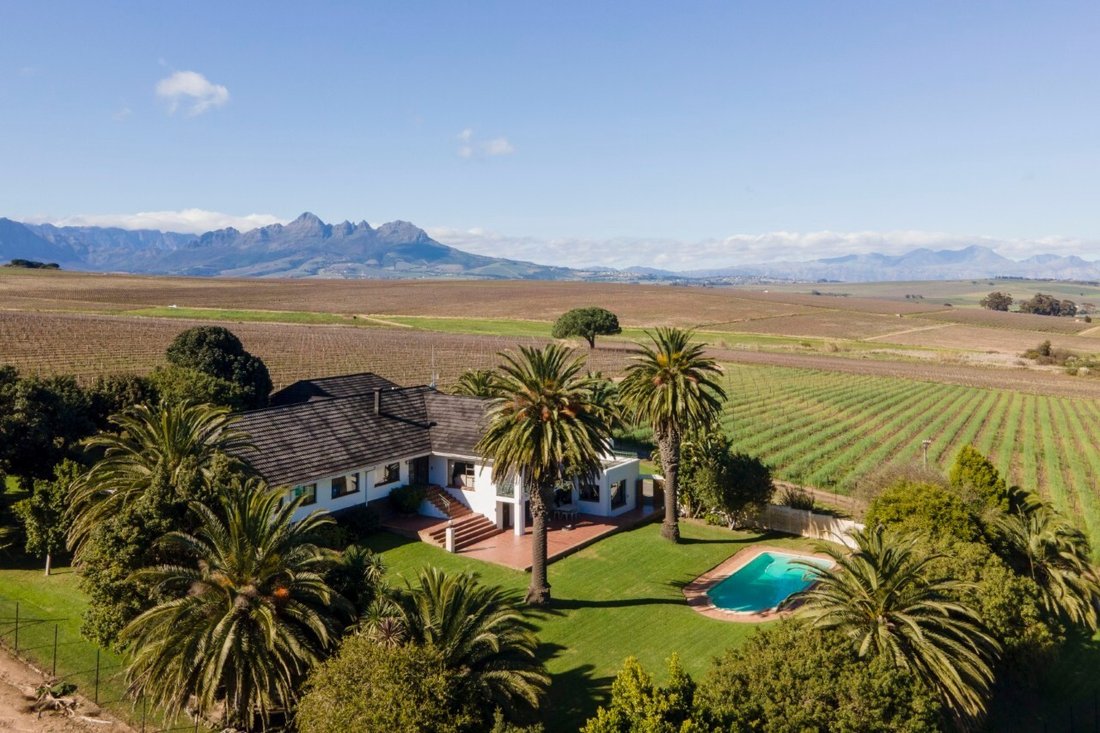 Farm Ranch in Stellenbosch, Western Cape, South Africa 3 - 18690544