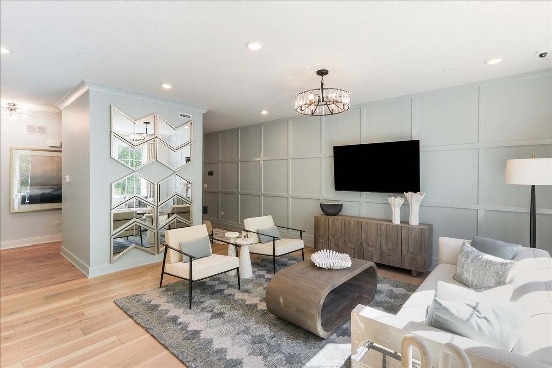 Townhouse in Naperville, Illinois, United States 5 - 18690494