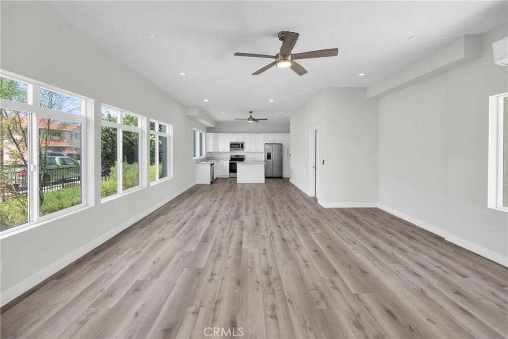 House in El Monte, California, United States 3 - 18690526