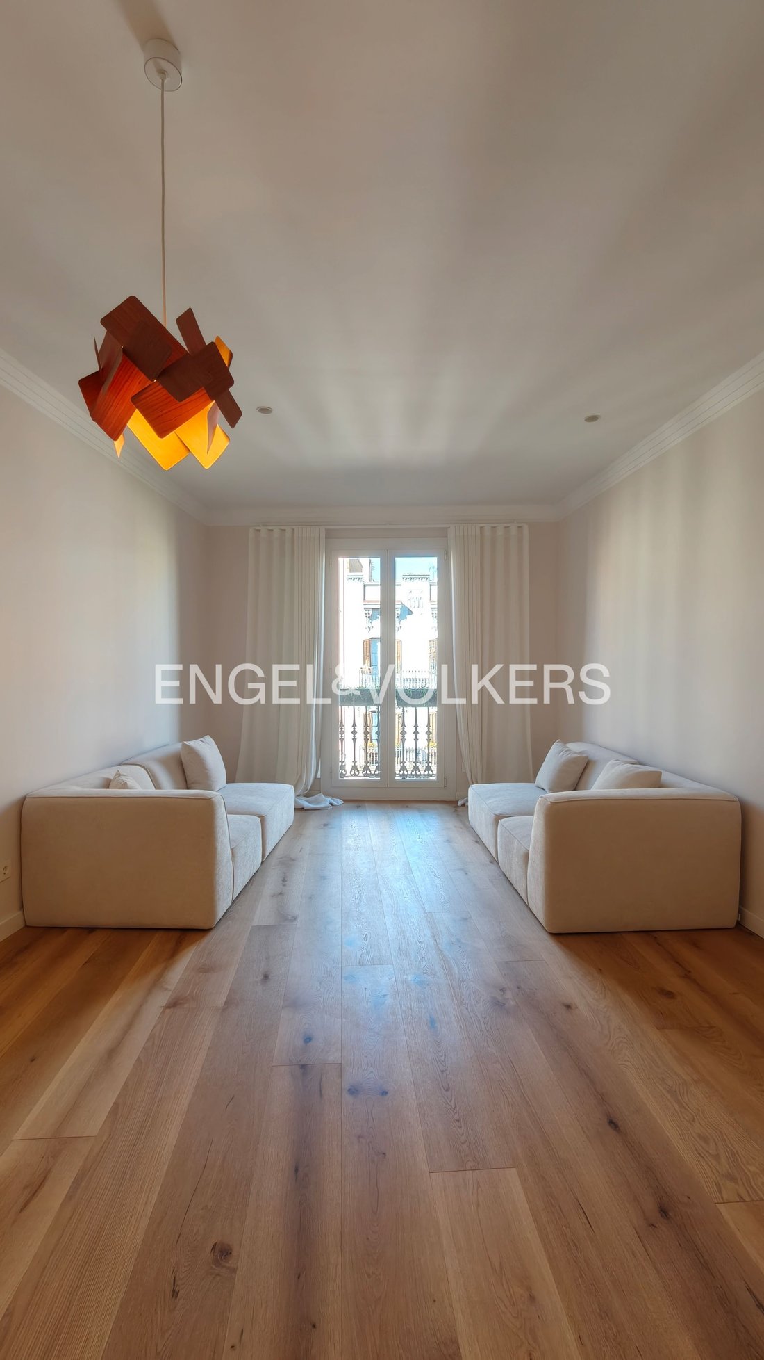 Appartamento a Eixample, Barcellona, Spagna 2 - 16652194