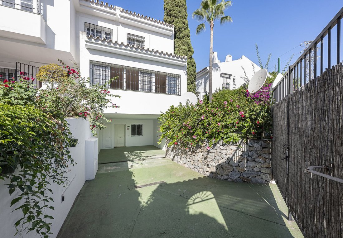 Villa in Puerto Banus, Marbella, Spain 2 - 18688142