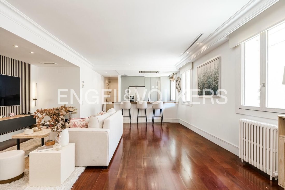 Apartment in Barrio Salamanca, Madrid, Spain 4 - 18396745