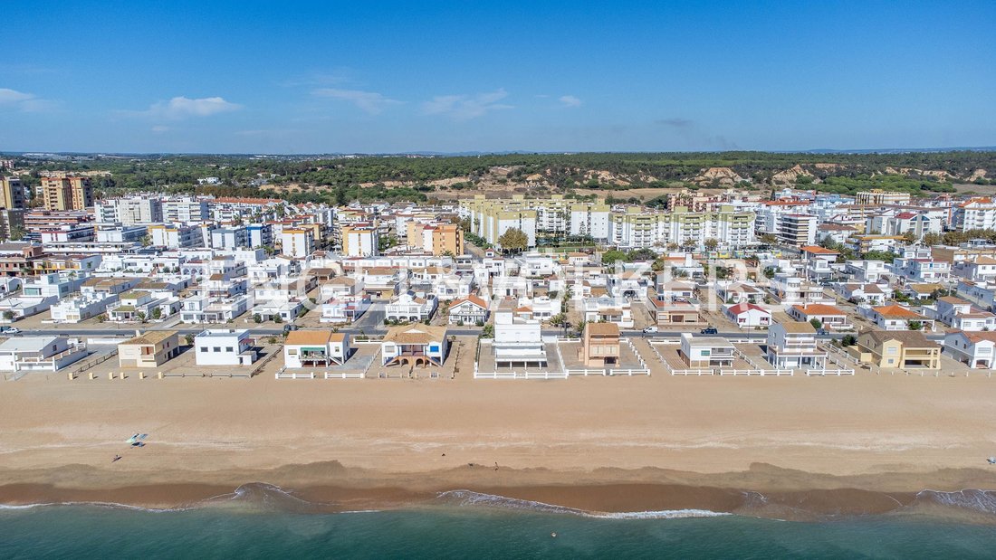 Villa in Lepe, Andalusia, Spain 1 - 16609753