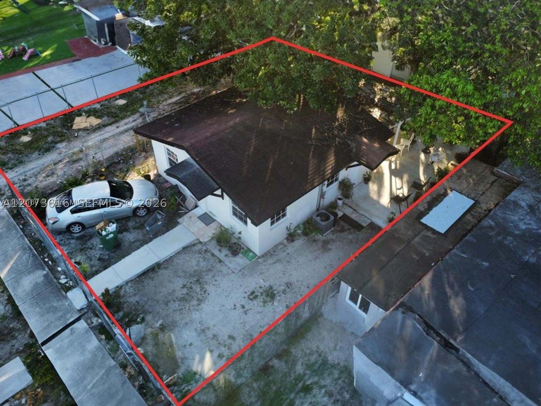 House in Miami, Florida, United States 3 - 18689997